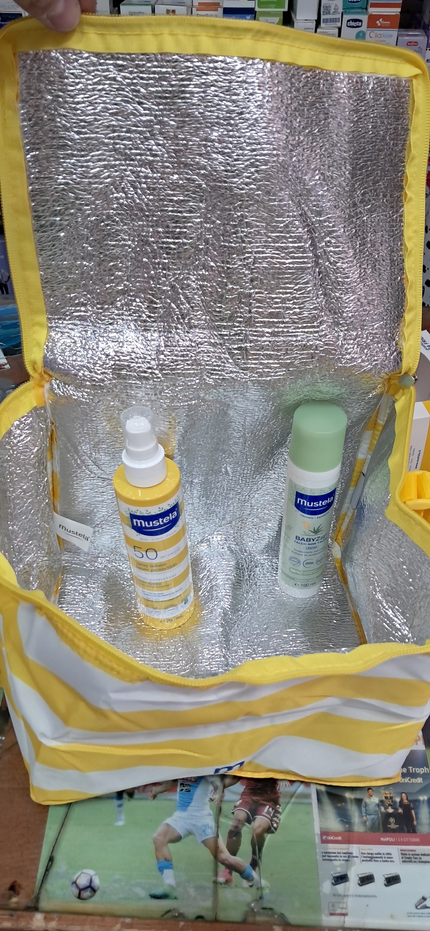 Kit estate passeggino piu kit mustela protezione piu talco zanzare più borsa frigo
