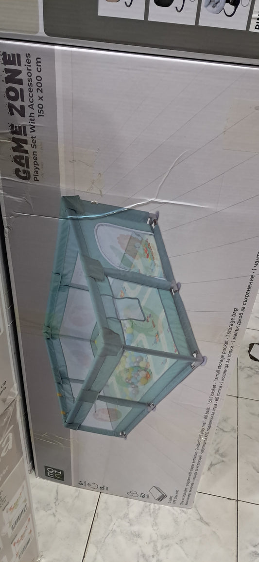 Box 1.5 metri x2,00 con materassino e palline